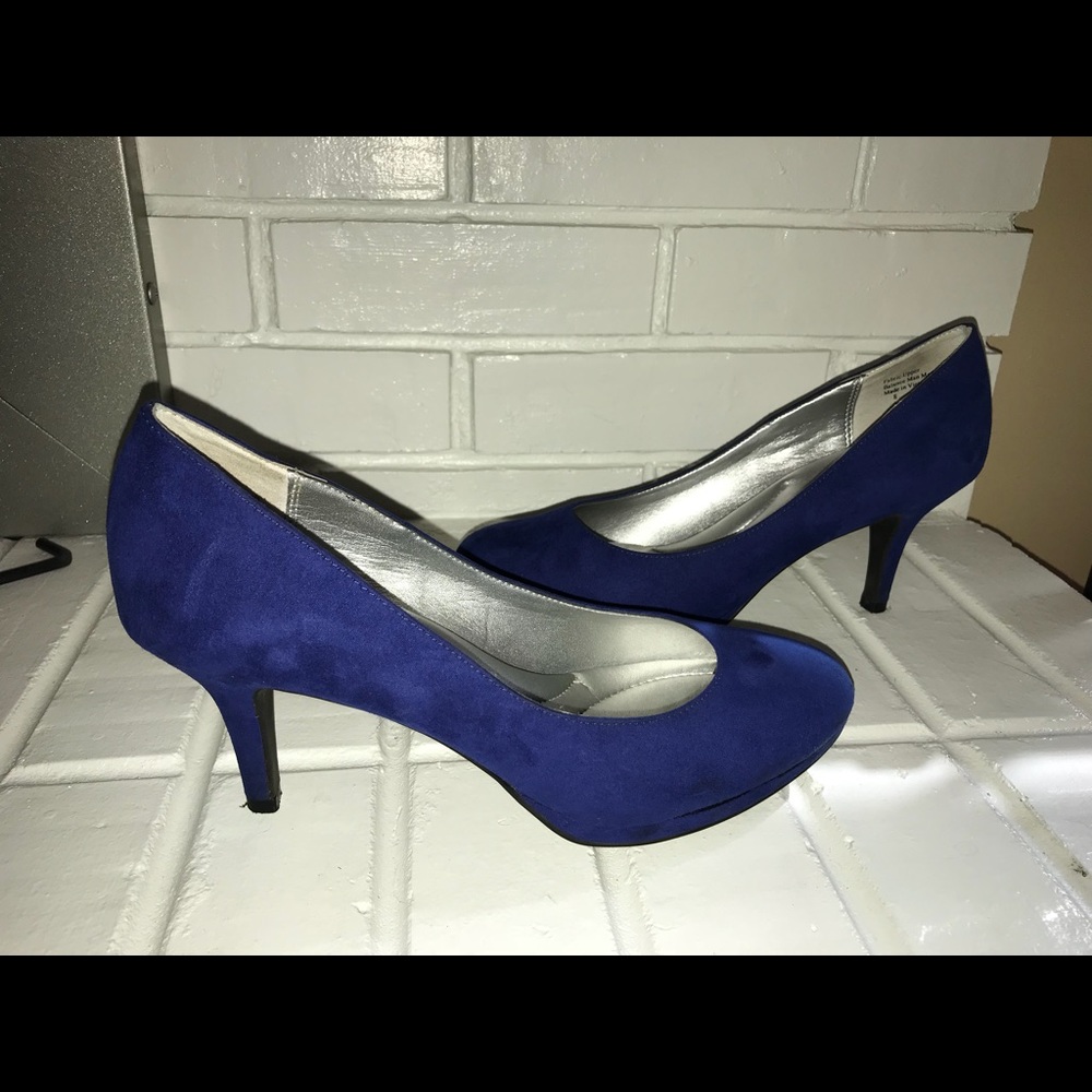 Blue Heels